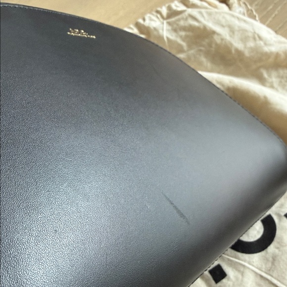 A.P.C. Black Demi-Lune Clutch Leather - Picture 11 of 13